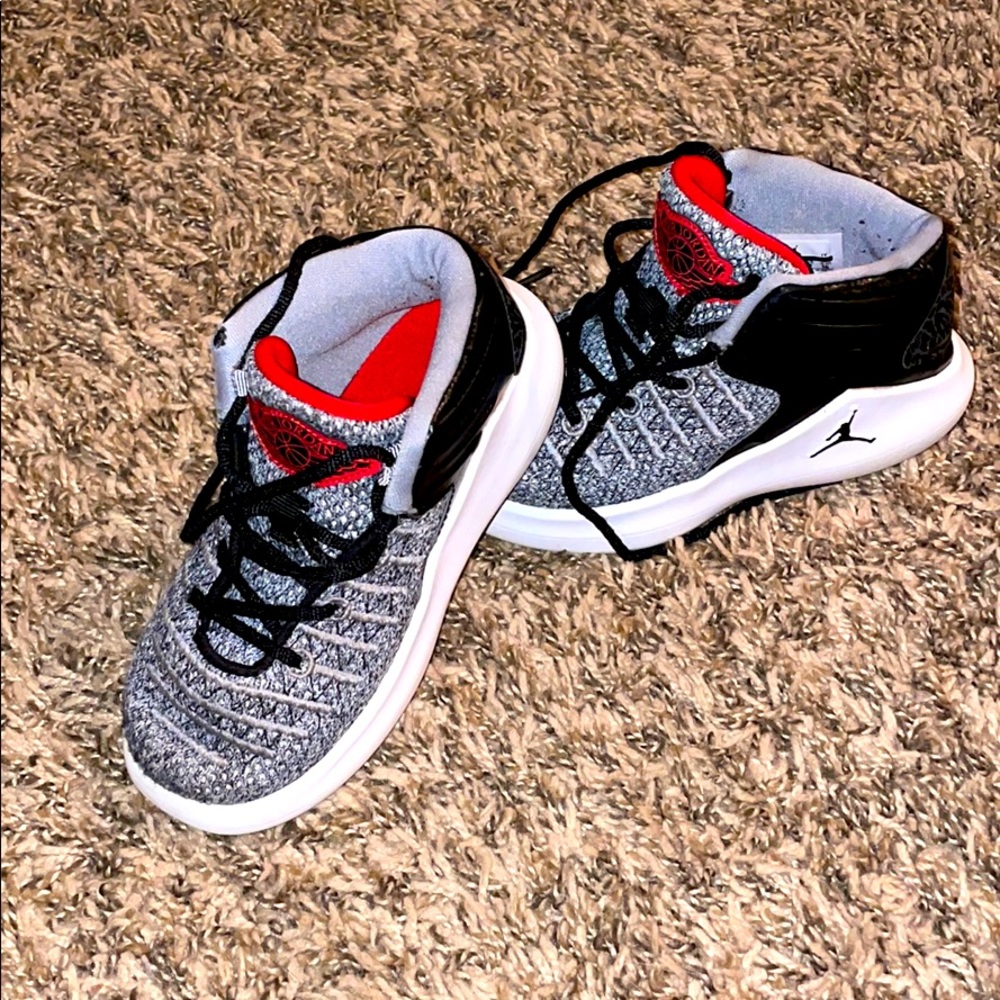 Air Jordan Boys 10c awesome kicks!